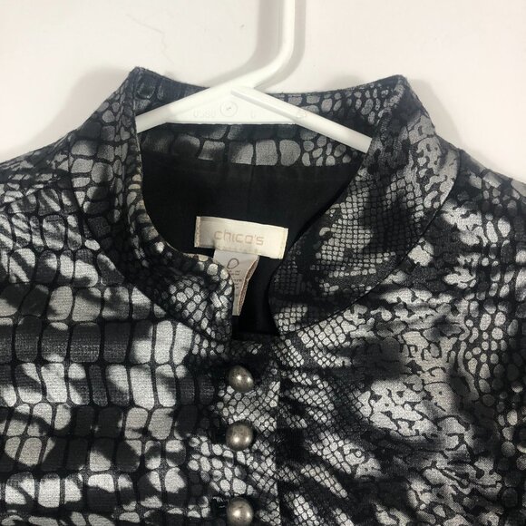 Chico's Jacket Womens Size 0 Silver Black Metallic Snake/ Allig Skin Snap Button - Picture 6 of 14